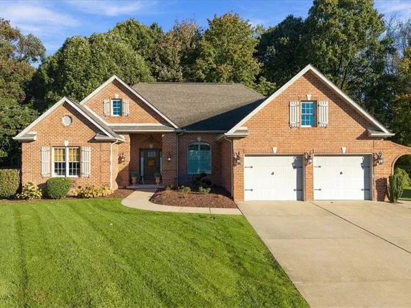 103 Shining Star Ct, Aliquippa, PA 15001