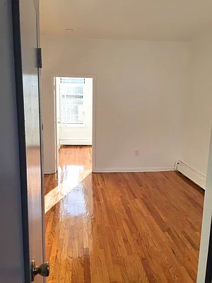 Rented by RC REAL ESTATE OF NEW YORK | media 32