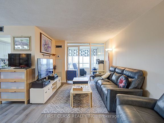 3rd image of 330 Alton Towers Cir #1112
