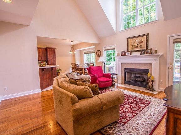 8299 Stillwater Cir-26