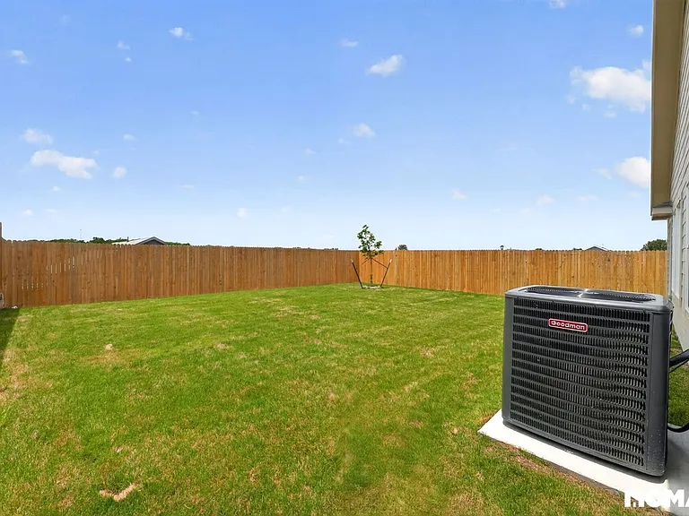 7709 Reese St — Photo 23