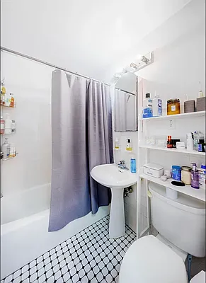 Rented by Douglas Elliman | media 4