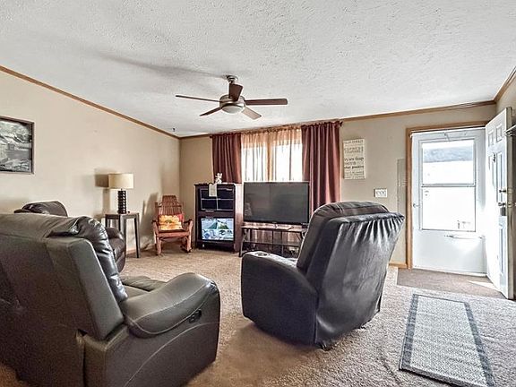 4th image of 9303 Canyon Trail Dr