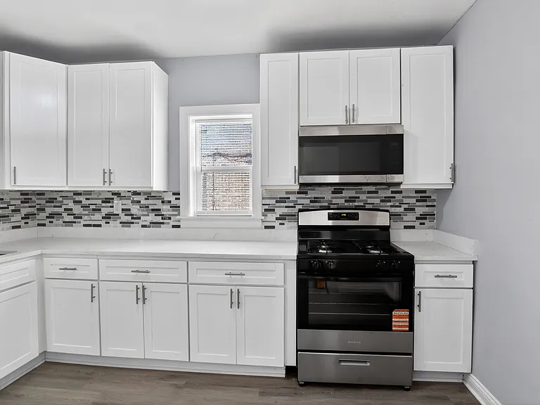 7847 S Bennett Ave #1 — Photo 15