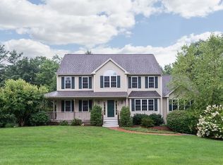 23 Blueberry Dr, Mendon, MA 01756