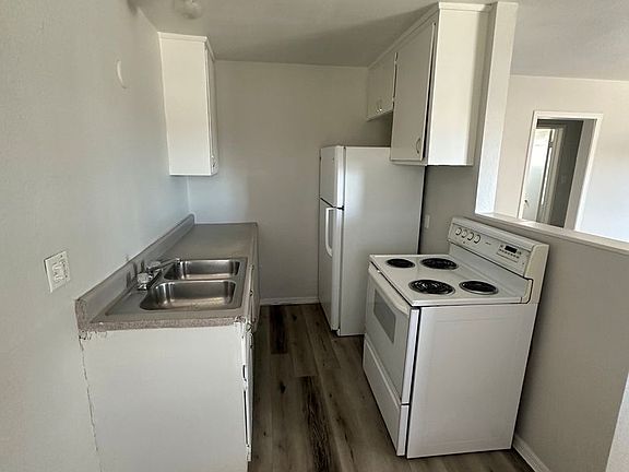 2nd image of 2839 Judson Ave #5