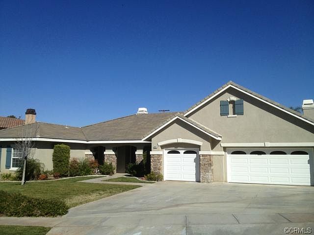 1st image of 4015 Royal Summit Cir