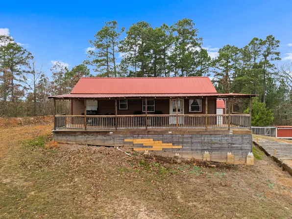 145 Newsome St, Gilmer, TX 75644