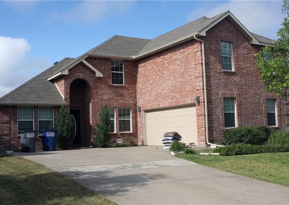 1st image of 933 Silver Sage Dr