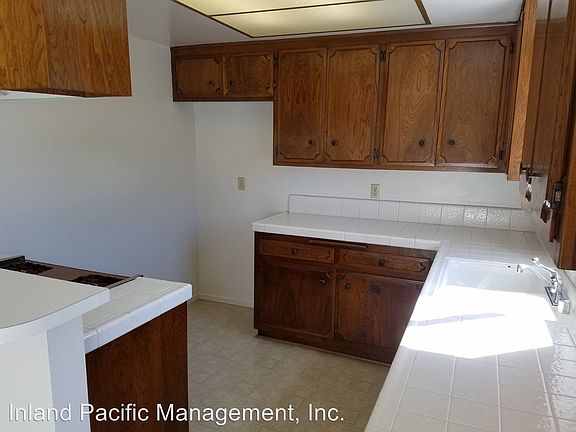 2nd image of 1920 Harriman Ln APT 4