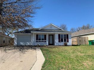 2650 Dandelion St, Springdale, AR 72764