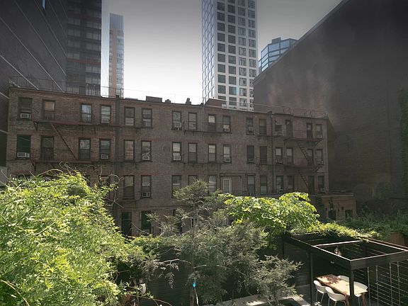 5th image of 240 E 55th St APT 3H
