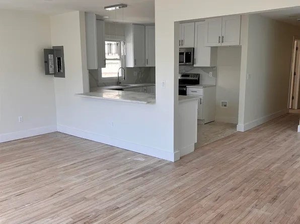 72 69th Street image 5 of 36