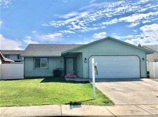 945 S Capstone Ave, Othello, WA 99344