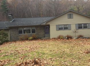 15 Park Dr, Woodstock, NY 12498