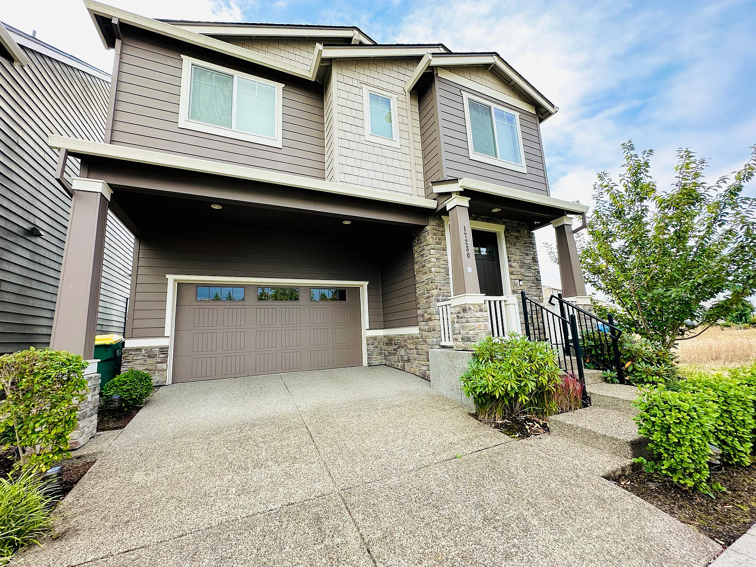 5 bed, 3.5 bath, 2917 sqft, $3,400 — Photo 3