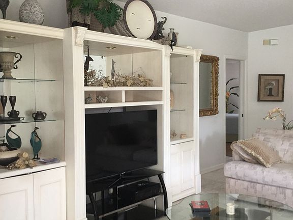 3rd image of 178 Grand Oak Cir
