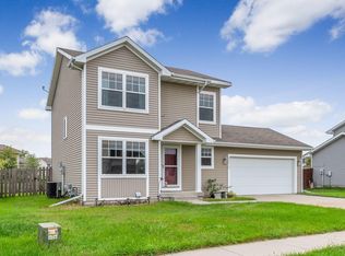 4215 Welbeck Dr, Ames, IA 50010