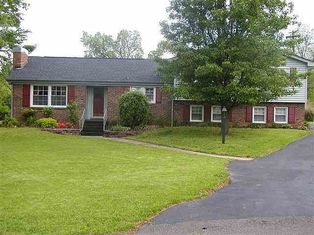 1st image of 511 Greenhill Dr
