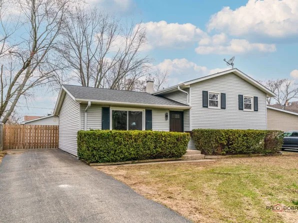 20710 N William Ave, Prairie View, IL 60069