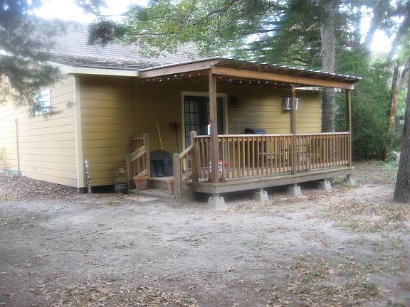 3rd image of 4915 S Oakland Ln