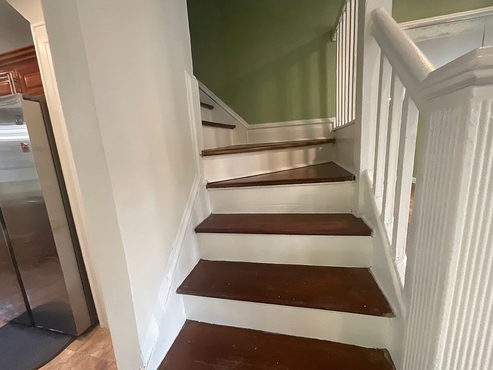1st image of 11423 198th St