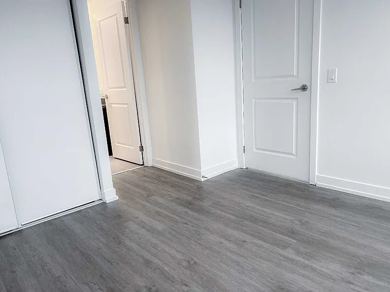 395 Bloor St E #2305 — Photo 8