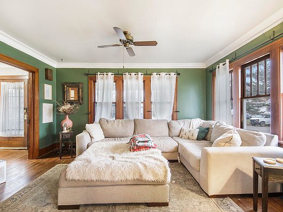 5th image of 2120 Duiker Ave NE