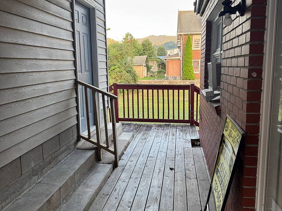 1st image of 619 Stratton St