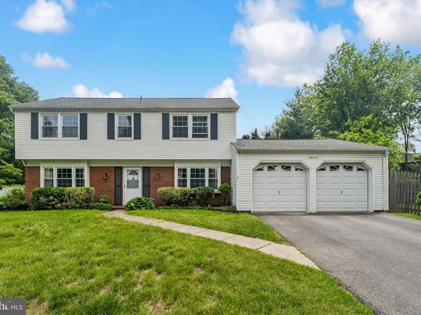 12717 Holiday Ln, Bowie, MD 20716