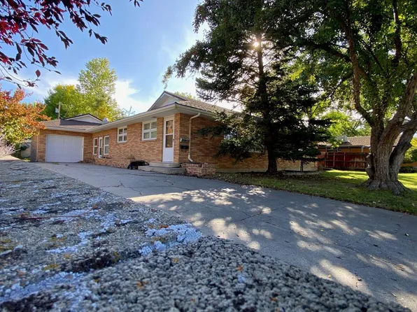 1008 Cody Ave, Cody, WY 82414