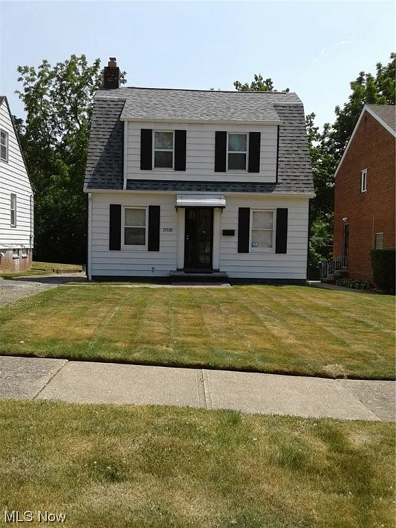 19518 Nitra Ave photo 1