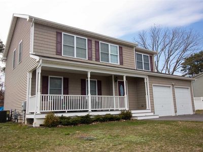 1752 Central Blvd, Bay Shore, NY, 11706