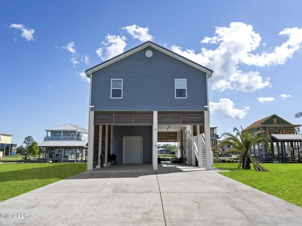 11116 Tahiti St, Bay Saint Louis, MS 39520