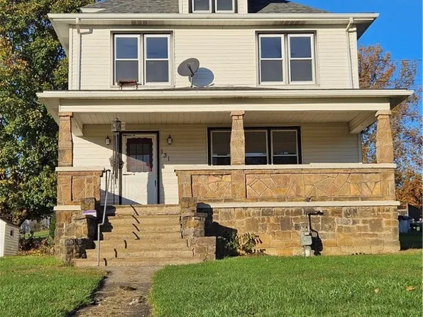 131 Oglevee Ln, Connellsville, PA 15425
