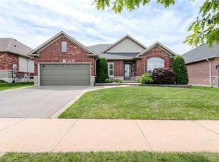 15 Cobblestone Dr, Brant, ON N3L4G1