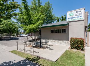 2305 E Ashlan Ave, Fresno, CA 93726