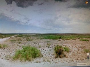 900 N Lake Rd, Carlsbad, NM 88220