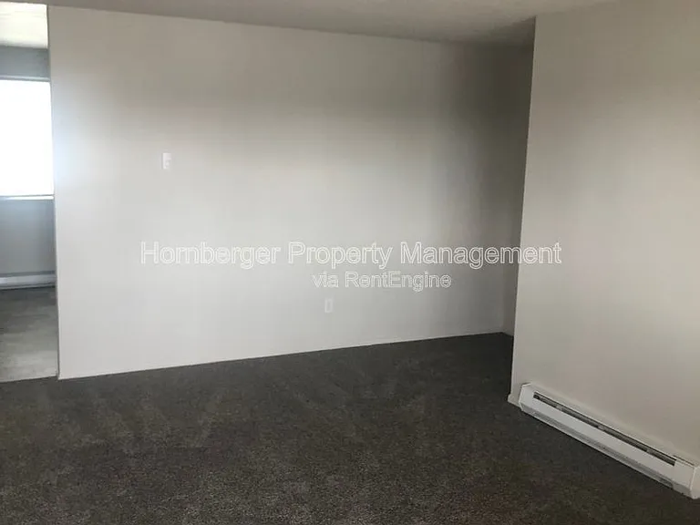 3203 N Smith St #11 — Photo 3