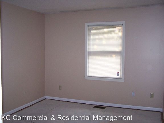 5th image of 7013 Orchard St #7013