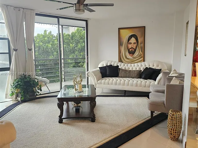 20400 W Country Club Dr #315 — Photo 21