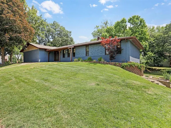 318 Hazel St, Troy, IL 62294