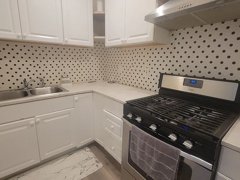 3701 Parterre Ct — Photo 15