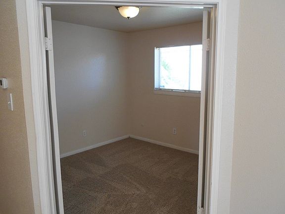 4th image of 18555 Meadows Way Dr
