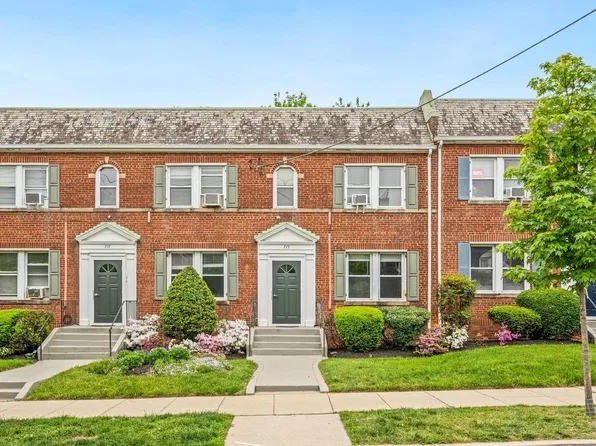 717 Hamlin St NE APT 2, Washington, DC 20017