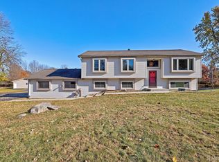 1600 Dunwoodie St, Ortonville, MI