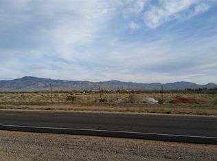 24099 Bear Valley Rd, Apple Valley, CA 92308