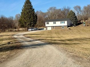 24214 Masters Rd, Glenwood, IA 51534