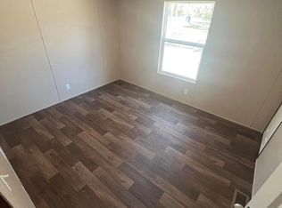 5860 Scott White Rd, Hollywood, SC 29449