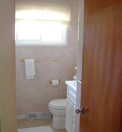 5th image of 5833 Lake St
